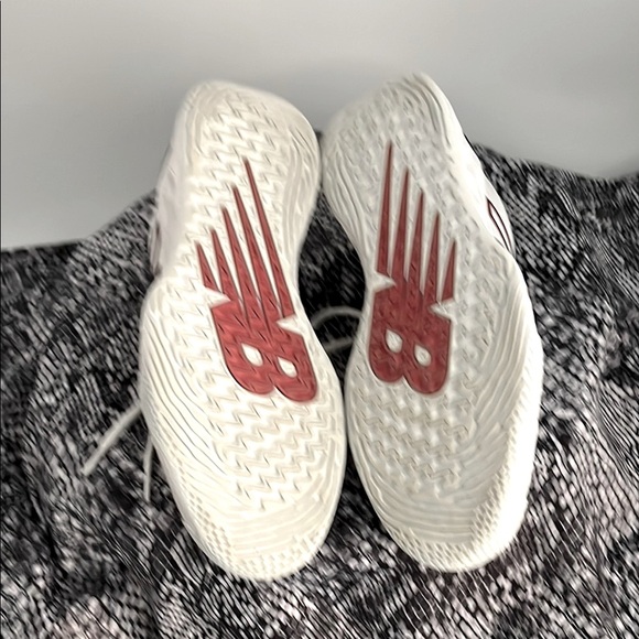 New Balance Womens Fresh Foam X CT Rally White and Navy Sneakers, NWOB Size 9 - Picture 9 of 13